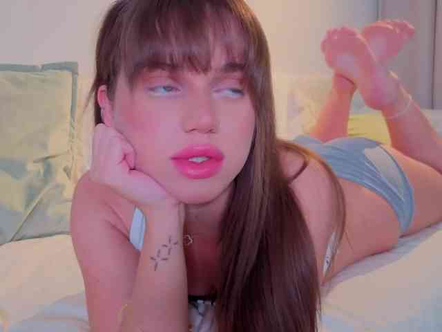 teasingNaomi webcam
