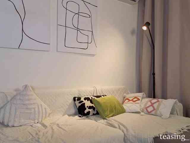Naomimif webcam