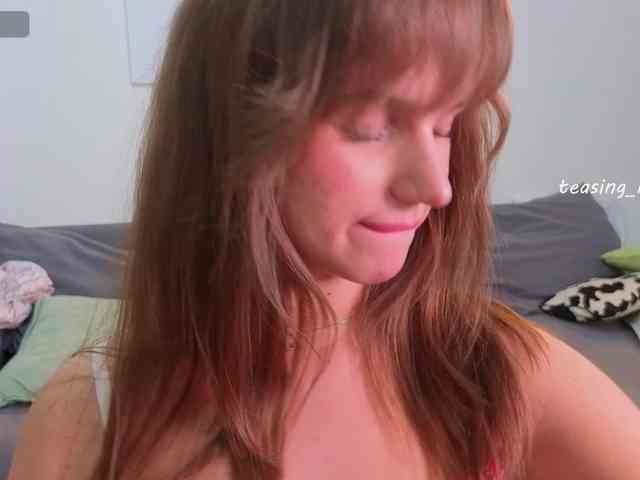 teasingNaomi webcam