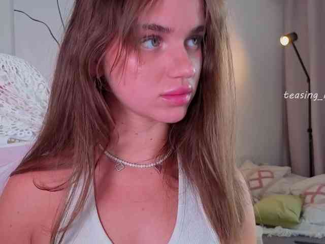 teasingNaomi