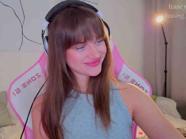 teasingNaomi