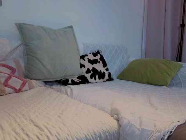teasingNaomi webcam