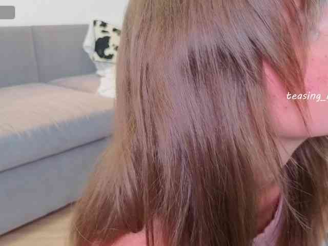 teasingNaomi webcam