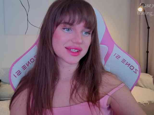 teasingNaomi