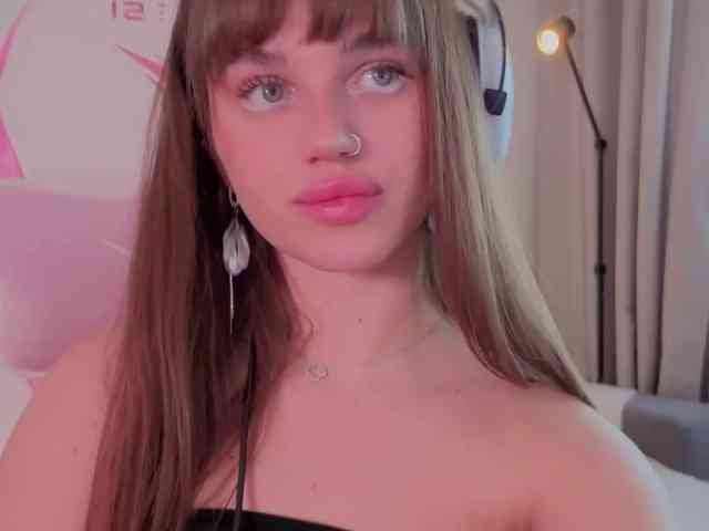 teasingNaomi