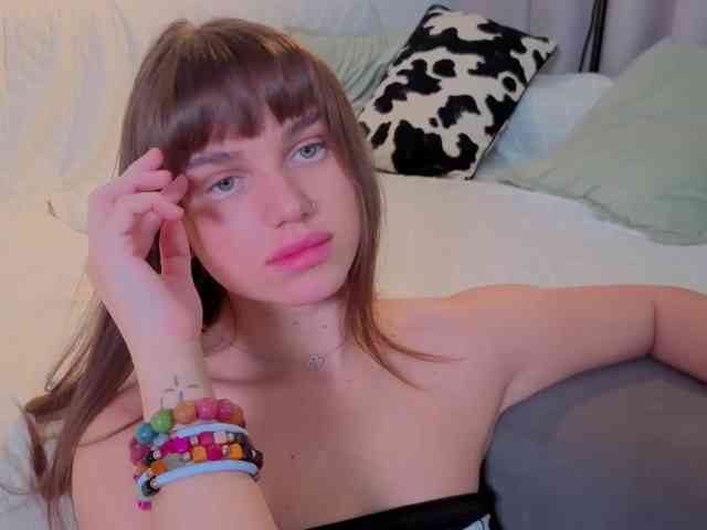 teasingNaomi