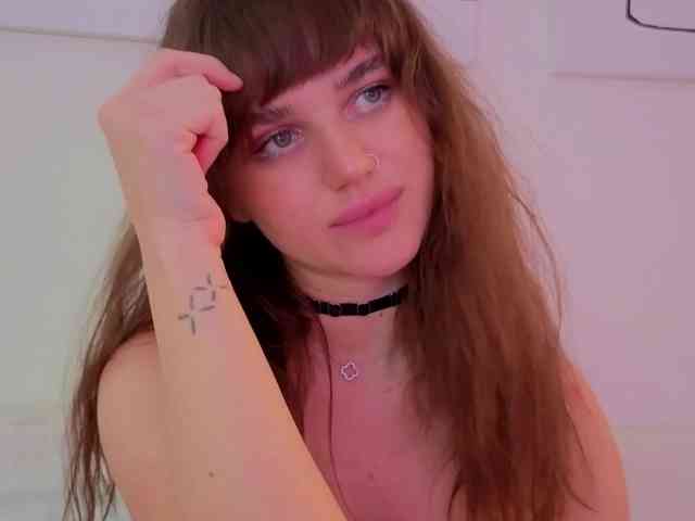 teasingNaomi