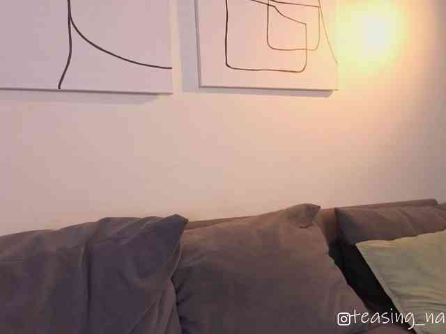 Naomimif webcam