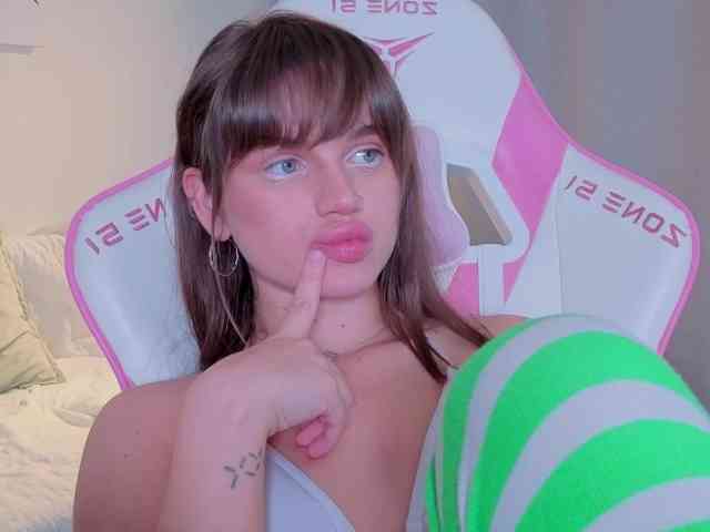 Naomimif - Girl 
