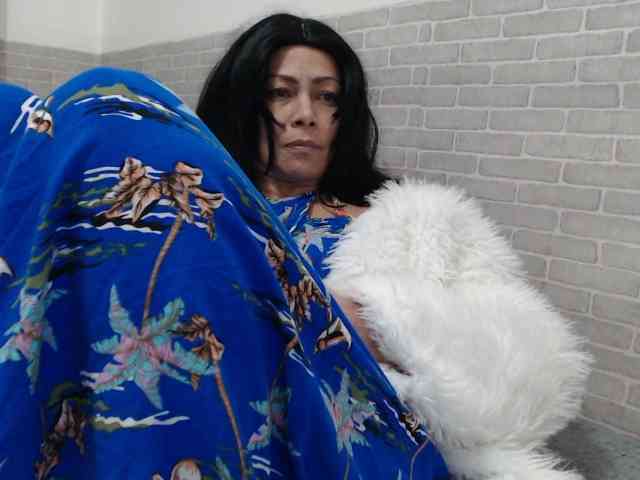 sweetmaju webcam