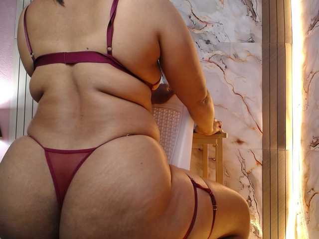 AliceBooty Live Cam on BongaCams
