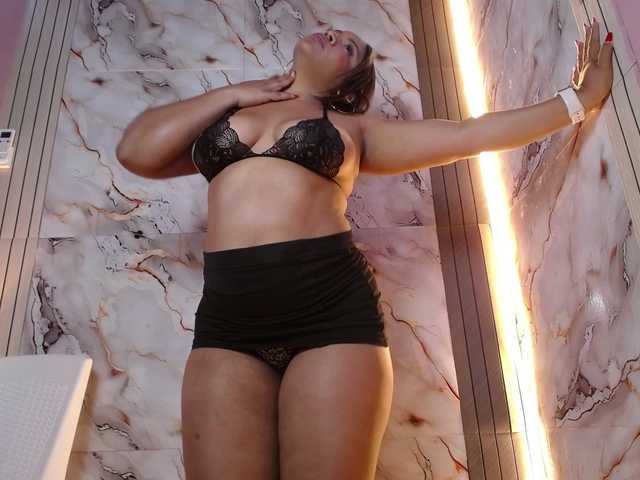 AliceBooty live webcam show