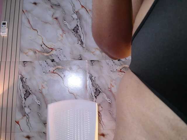 AliceBooty live cam on BongaCams