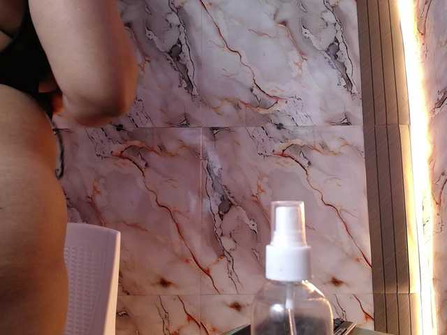 AliceBooty live webcam show