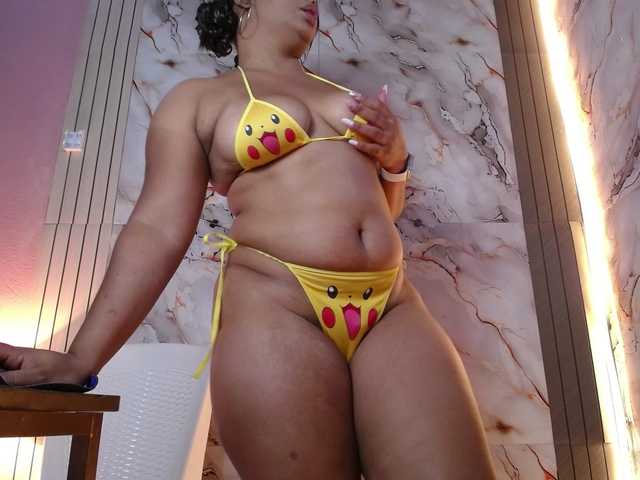 AliceBooty live cam on BongaCams
