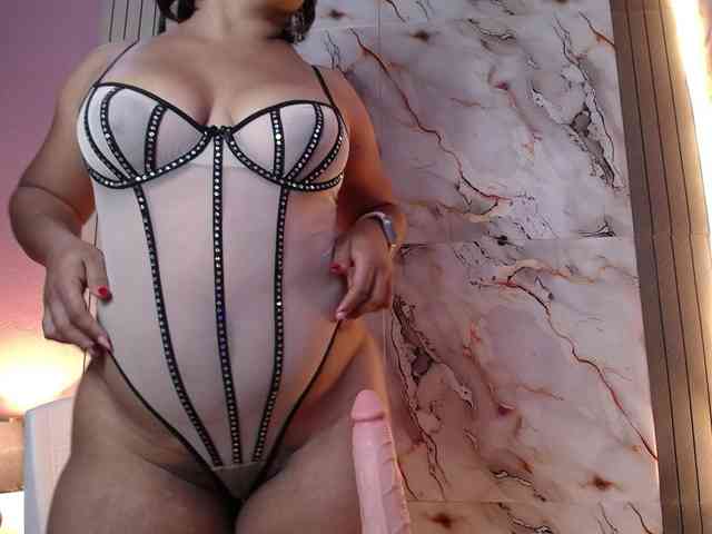 AliceBooty webcam
