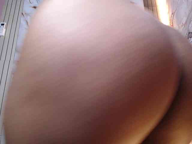 AliceBooty webcam