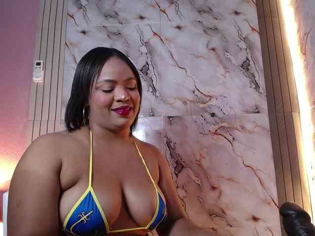 AliceBooty webcam