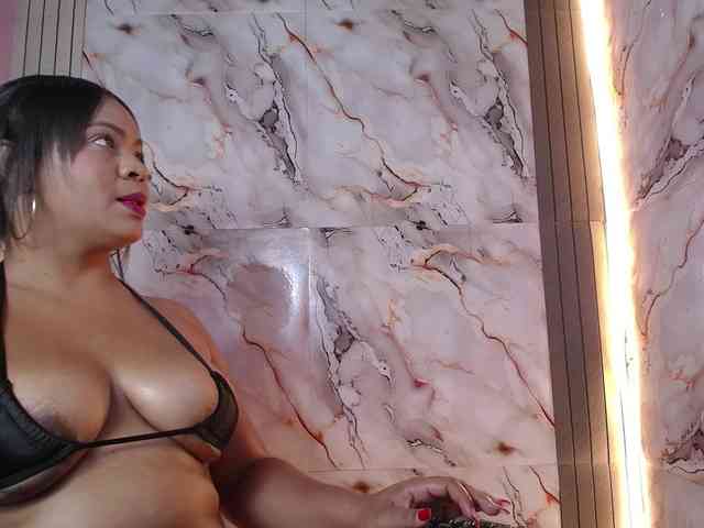 AliceBooty webcam