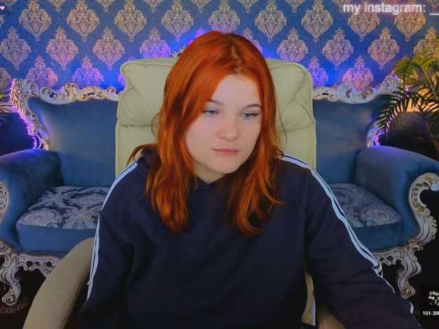 ClumsyNana live cam preview