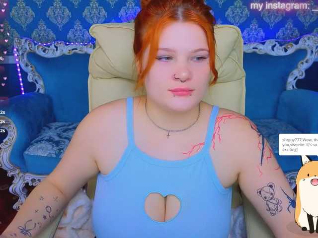 ClumsyNana live webcam show
