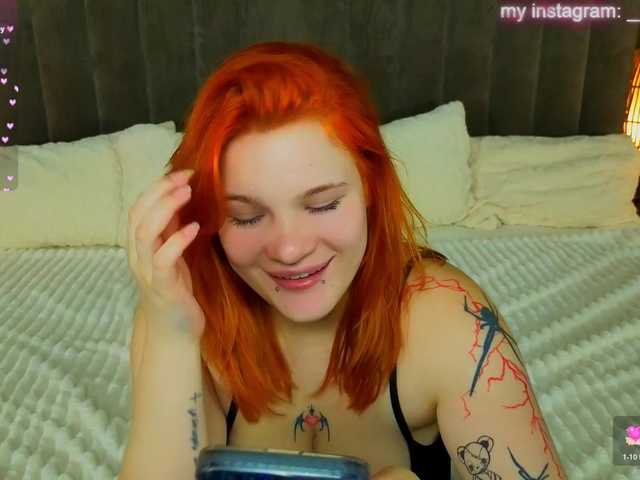 ClumsyNana live cam on BongaCams