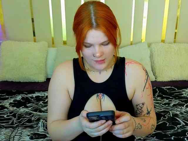 Model: ClumsyNana