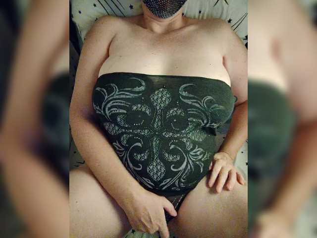 MasseuseLabi live cam on BongaCams