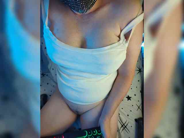 MasseuseLabi webcam