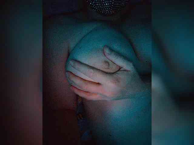 Model: MasseuseLabi