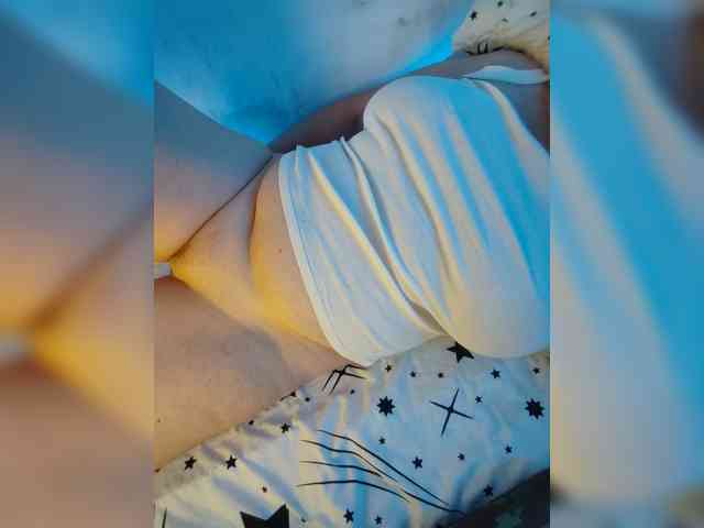 MasseuseLabi webcam