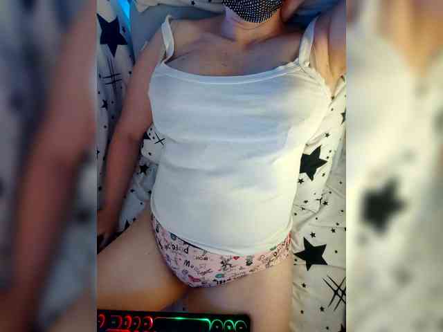 MasseuseLabi webcam