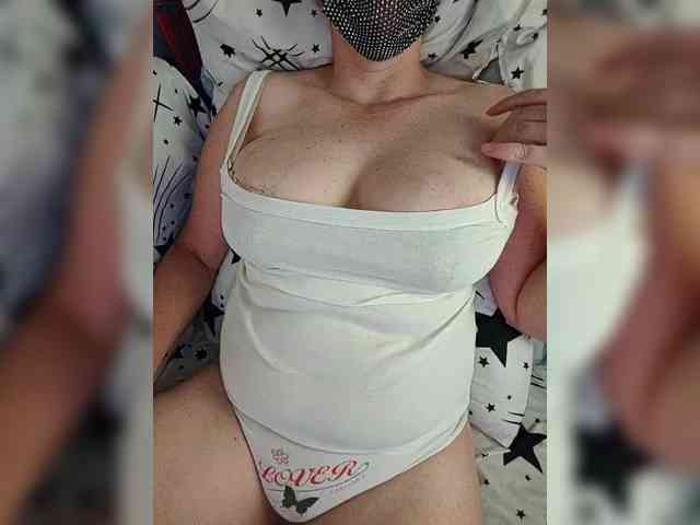 MasseuseLabi webcam