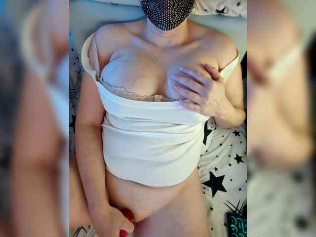 MasseuseLabi webcam