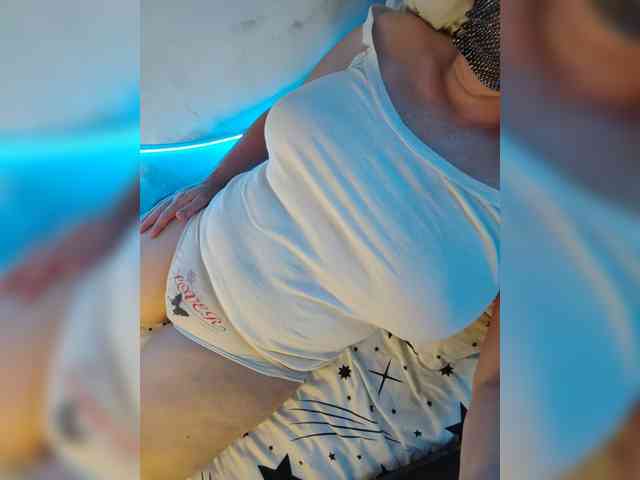 MasseuseLabi webcam
