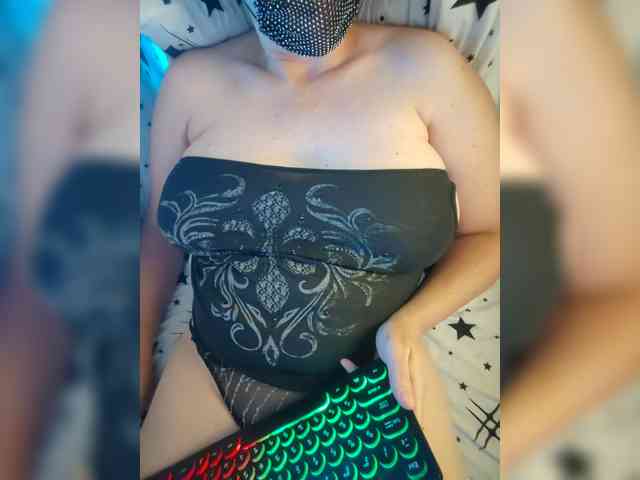 MasseuseLabi webcam