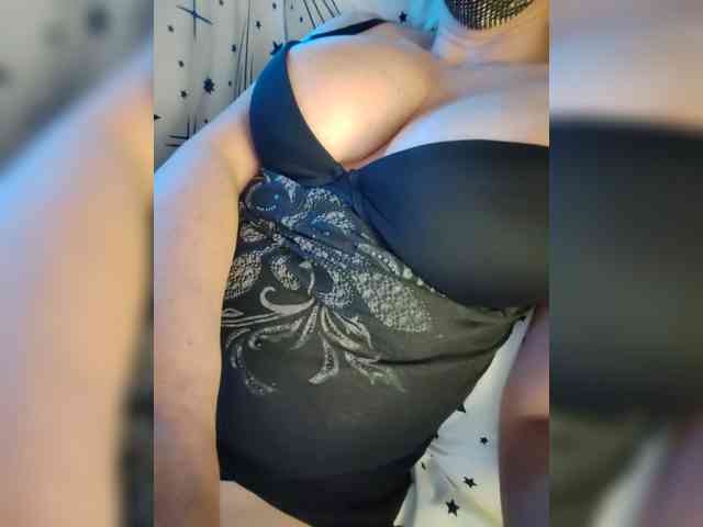 MasseuseLabi webcam