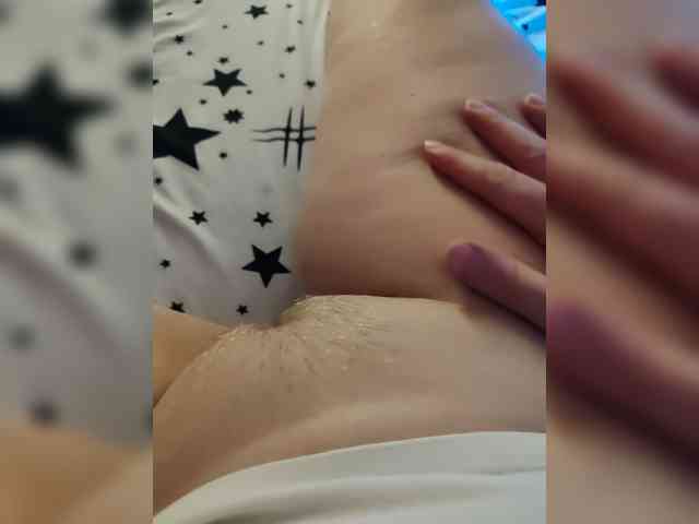 MasseuseLabi webcam