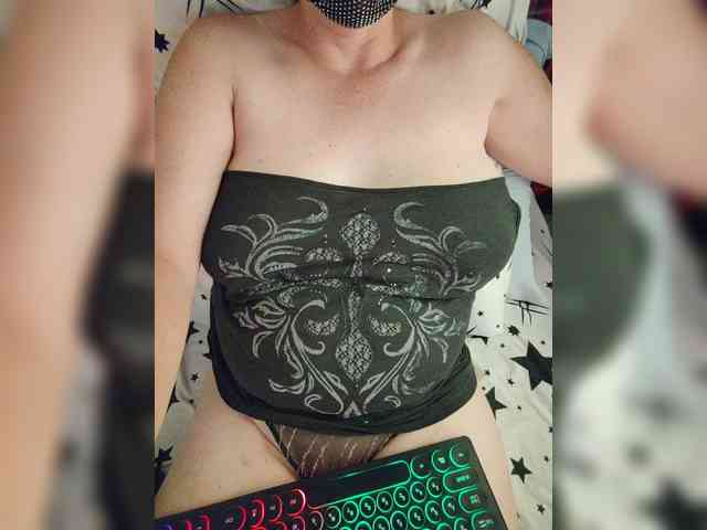 MasseuseLabi webcam