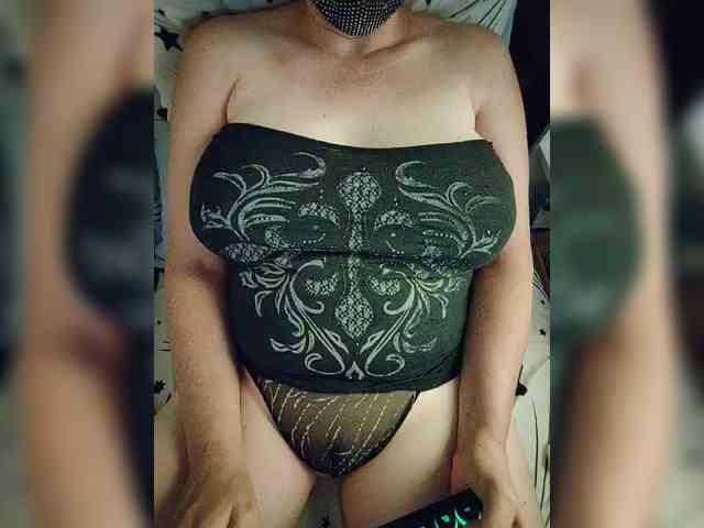 MasseuseLabi webcam