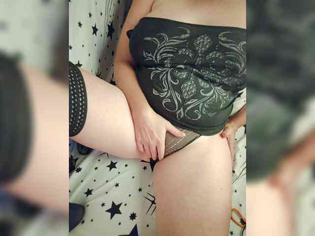 MasseuseLabi webcam