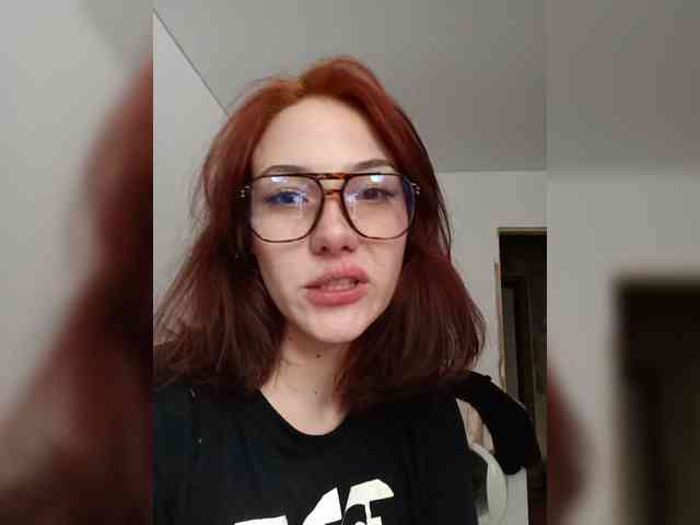 Alisa2580 webcam