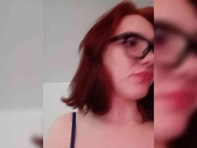 Alisa2580 webcam