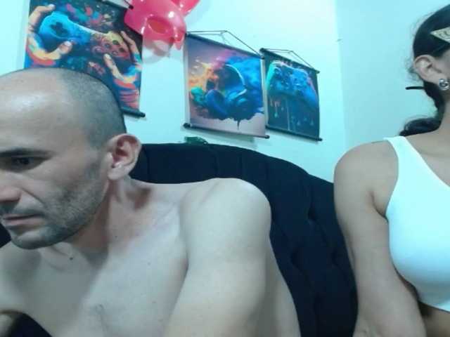 couplehot27 live cam on BongaCams
