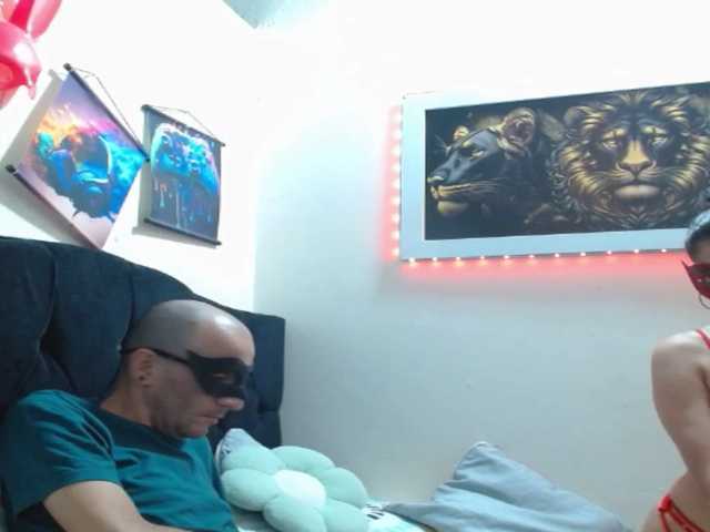 couplehot27 live cam on BongaCams