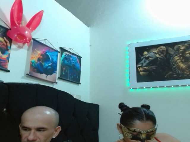 couplehot27