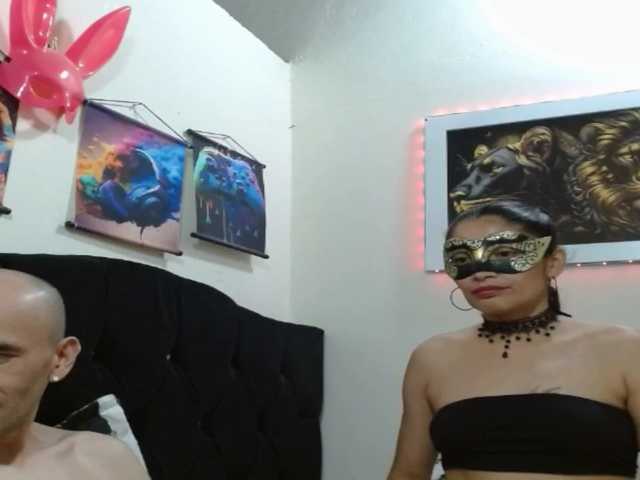 couplehot27 live cam preview