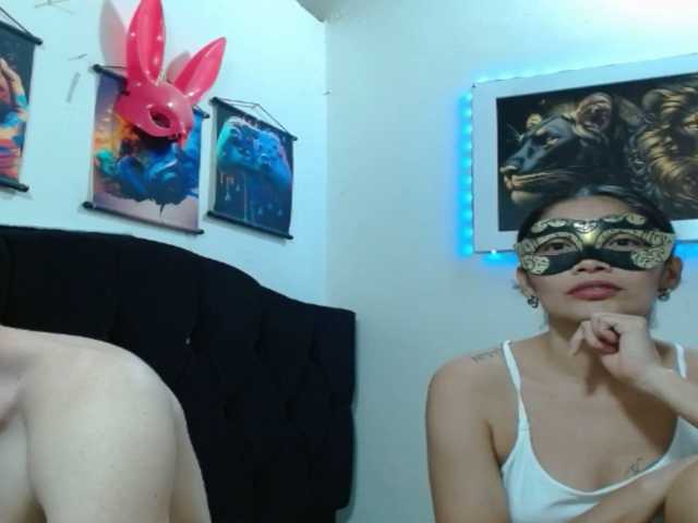 couplehot27 live cam on BongaCams