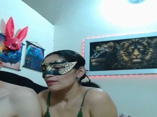 couplehot27