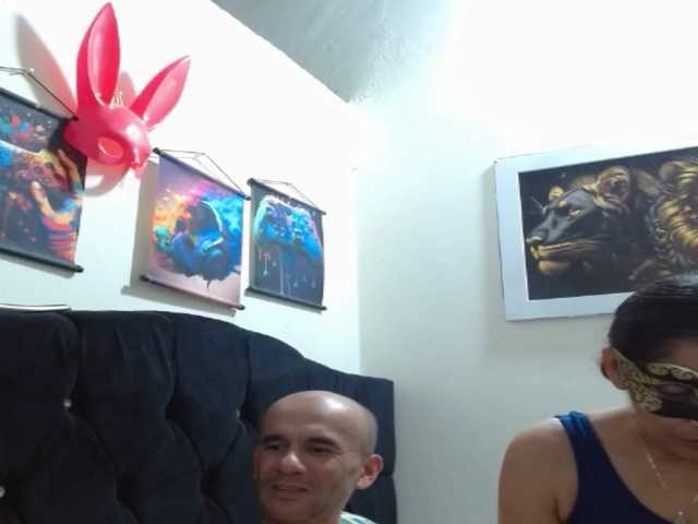 couplehot27 live cam on BongaCams